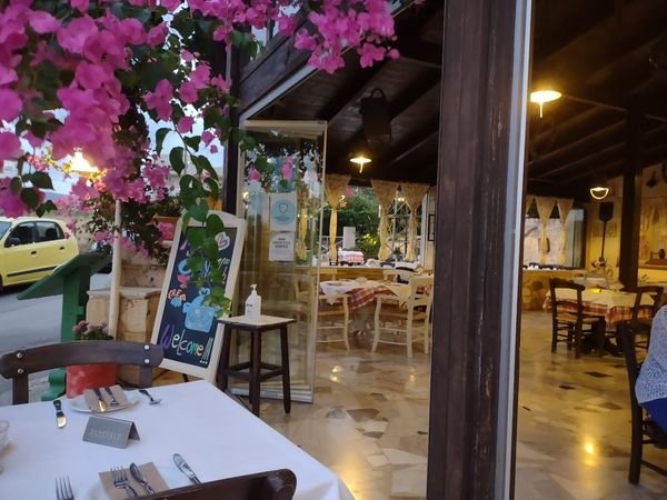 Taverna Mylos – taverne grecque traditionnelle près de Gouves